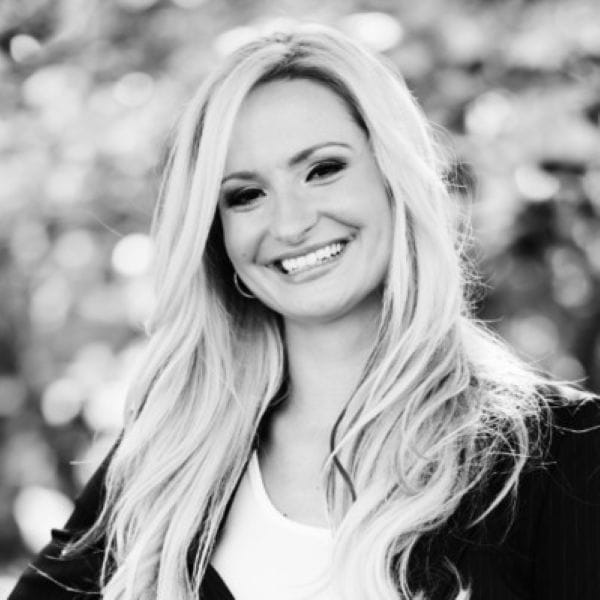 Natasha Royter Headshot